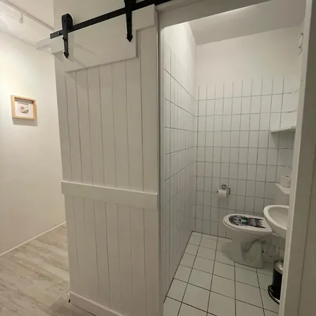 Private Near Shopping Mall
